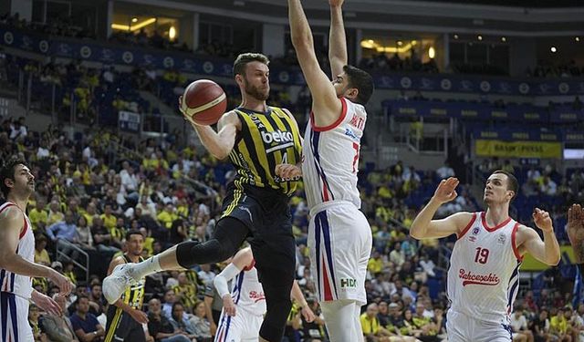 Fenerbahçe Beko, Seriyi 3-0 Yaparak Finale Çıktı