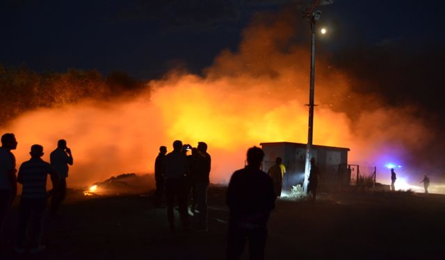 Kahramankazan’da Alevler Eski Çöp Sahasını Sardı