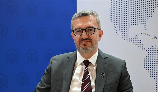 Fahrettin Altun’dan Boşalan Koltuğa Burhanettin Duran Oturdu