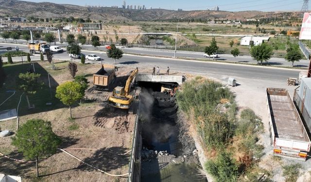 Gölbaşı’nda Mogan ve Eymir Kanalında Büyük Temizlik Operasyonu