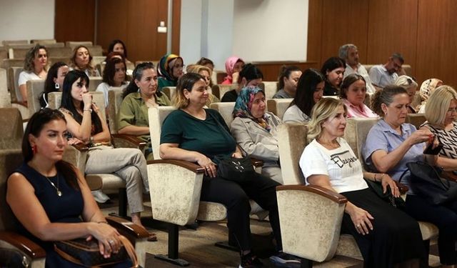 Yenimahalle Belediyesi’nin Kurum İçi Seminerleri Sürüyor