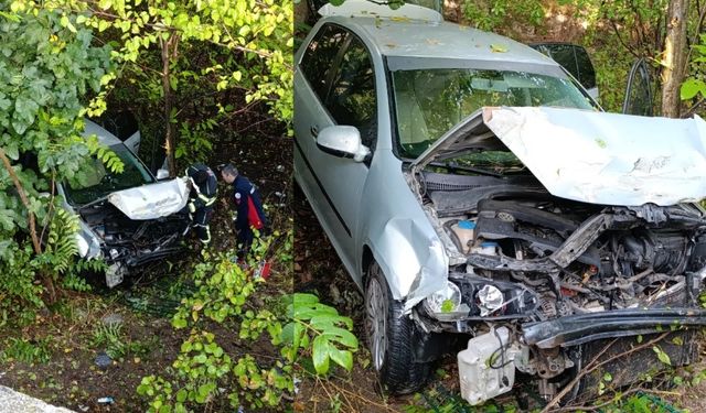 Amasya’da Araç Bahçeye Uçtu: 4 Öğrenci Yaralandı