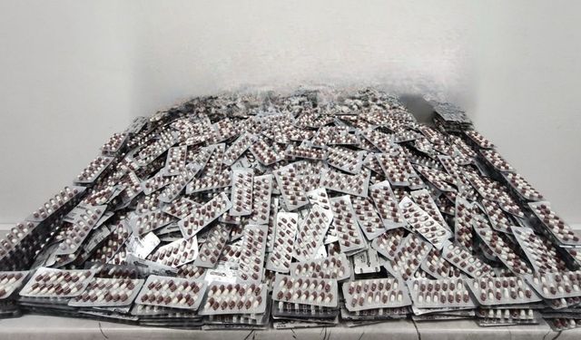 Çubuk’ta 14 Bin Sentetik Uyuşturucu Yakalandı, Sürücü Tutuklandı