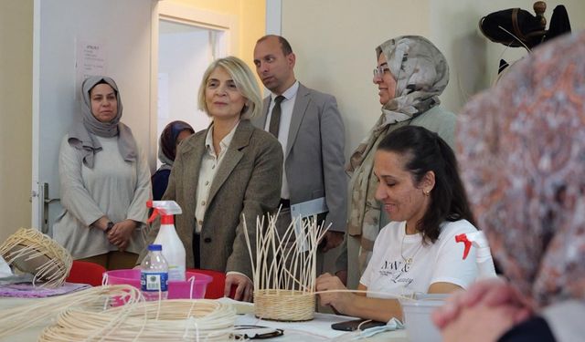 Ebru Keyvan’dan ETİSEM ve ETİMGEM Kurslarına Ziyaret