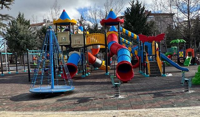 Turgut Özal Parkı Yeni Yüzüyle Pursaklar Yunus Emre Mahallesi’nde Kapılarını Açtı