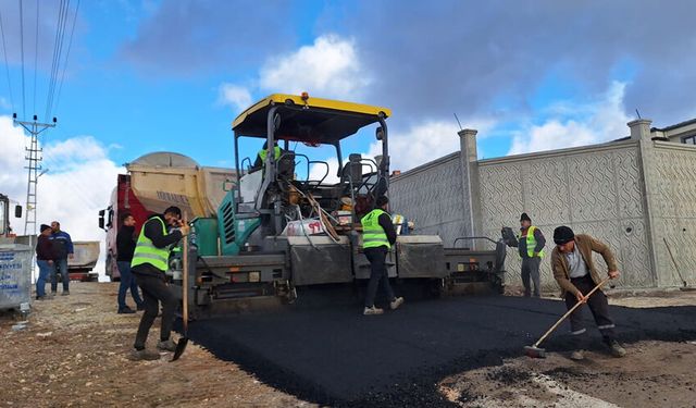 Pursaklar’da Asfalt Çalışmaları İlçe Genelinde Sürüyor