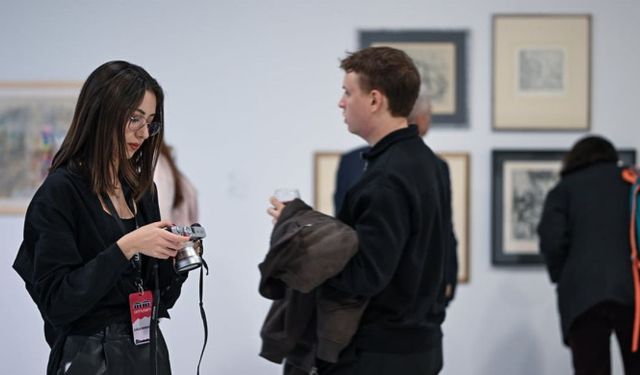 Ressam Ergin İnan’ın 60 Yıllık Sanat Yolculuğu CerModern’de