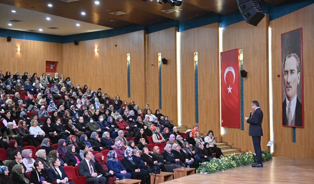 Başkan Veysel Tiryaki Altındağlı Kadınlarla Buluştu