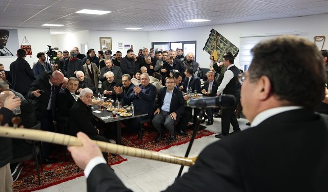 Keçiören'de Âşıklar Kıraathanesi Açıldı