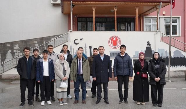 Çubukta Ramazan Öncesi Veresiye Defterleri Bir Bir Kapatıldı