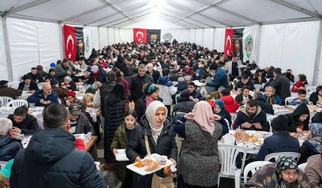 Etimesgut'ta Ramazan Sofraları Binlerce Kişiyi Buluşturuyor
