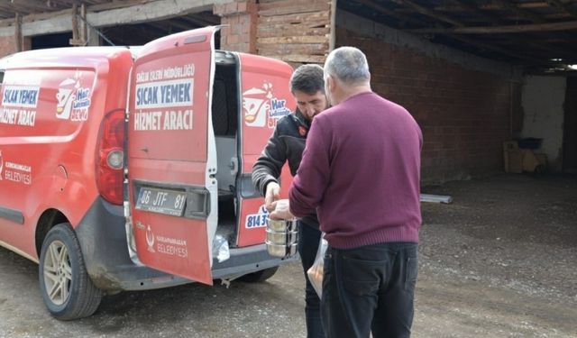 Kahramankazan'da Sıcak İftar Sofraları Her Eve Ulaşıyor