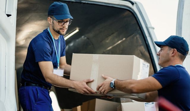 Ankara’da Kurye Skandalı: Telefonu Satıp Eğlence Mekanına Gitti