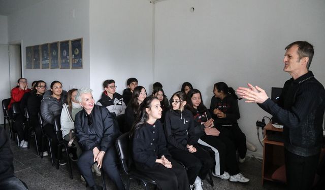 Kütükçü Alibey Ortaokulu Öğrencileri Kreiken Rasathanesinde Gözlem Yaptı