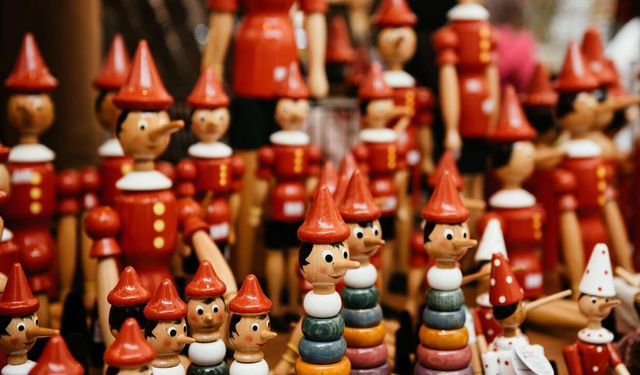 Birinin Yalan Söylediğini Nasıl Anlarsınız? İşte 10 İşaret