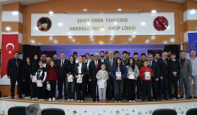 Çubuk İstiklal Marşı için Tek Yürek Oldu, Mehmet Akif'i Andı