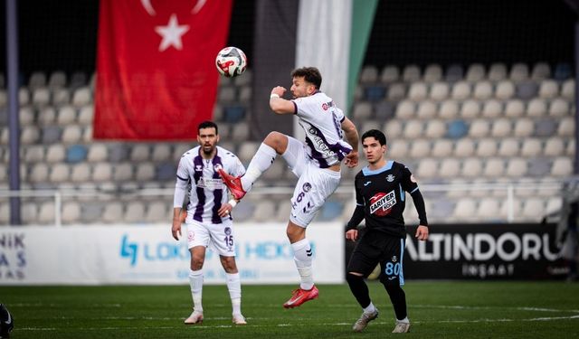 Ankara Keçiörengücü Adana Demirspor'u 7 Golle Sahadan Sildi