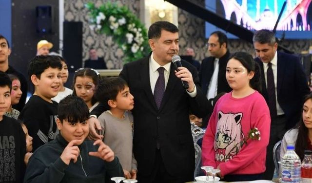 Ankara Valisi Vasip Şahin İftar Sofrasında Yetim Çocuklarla Buluştu