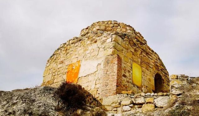 Ankara Boğazkesen Kümbeti