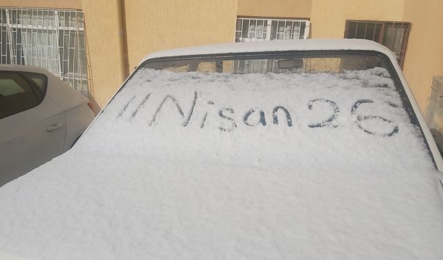 Ankara’da Nisan Ayında Kış Geri Döndü