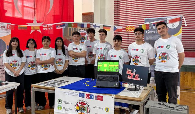 Ankaralı Liseli Gençlerden Alkışlanacak Proje: Çocuklara Afet Eğitimini Oyunla Öğretecekler