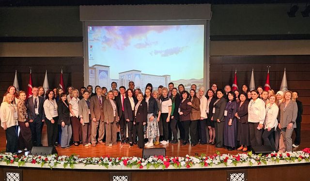 Ankara'da Rusça Öğretiminin Geleceği Masaya Yatırıldı