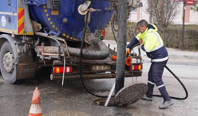 ASKİ’den Altyapı Seferberliği: 334 Bin Izgara ve Sel Kapanı Temizlendi
