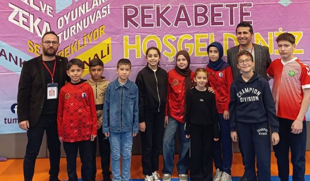 Beypazarı Milli Eğitim Müdürü Uslu Öğrencileri Tebrik Etti