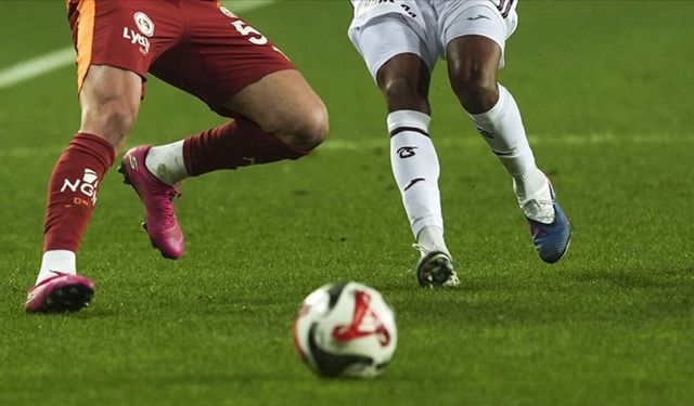 Lider Galatasaray, Trabzonspor Deplasmanına Çıkıyor