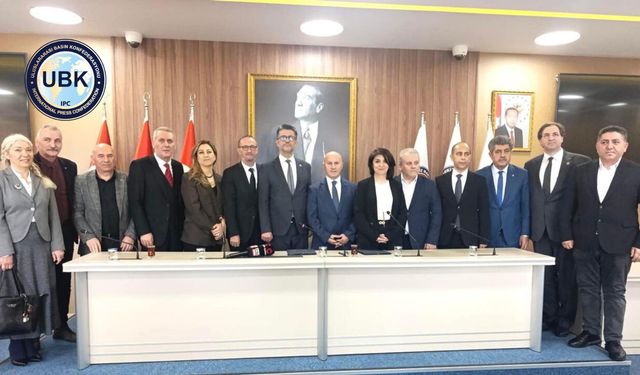 Gazetecilikte "Yeni Çağ" Talebi: Sosyal Medya Habercileri de Basın Kartı Alabilsin