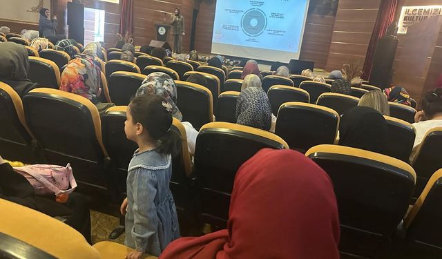 Pursaklar'ın Anneleri Tükenmişlik Sendromunu Konuştu