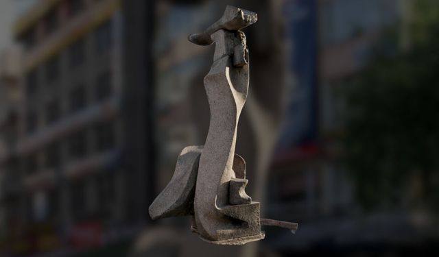 TaşAnkara Heykeli: Ankara’nın Simgesi ve Hikayesi