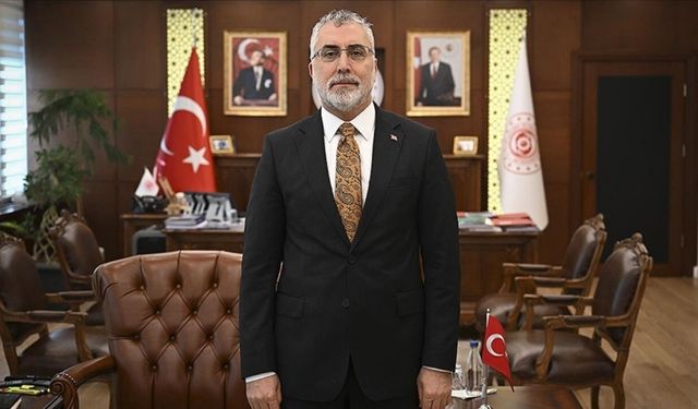 Bakan Işıkhan Brüksel’de Türk Toplumu ve İş Dünyasıyla Buluştu