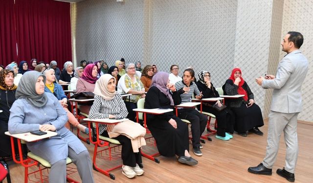 Altındağ’da Hijyen Eğitimleri Başladı, Çöp Atmanın Kuralı Değişti