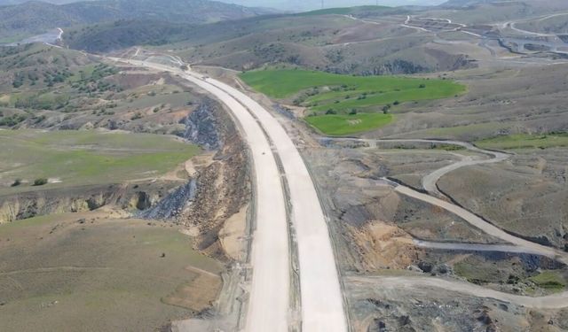 Ankara-Kırıkkale-Delice Otoyolu’nda Çalışmalar Aralıksız Devam Ediyor