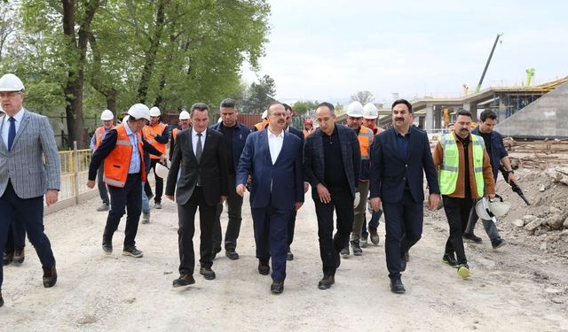 Ankara Valisi Yakup Canbolat, Yeni 19 Mayıs Stadyumu’nu Yerinde İnceledi