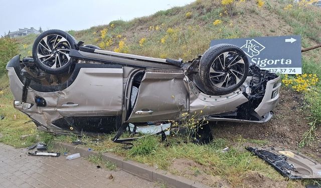Beypazarı'nda Kontrolden Çıkan Otomobil Takla Attı: 3 Yaralı