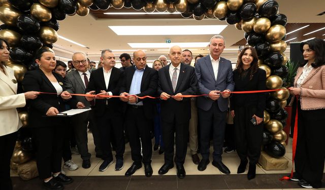 Nefes Engelliler Birimi’nin Yıl Sonu Sergisi ANKAMALL’de Açıldı
