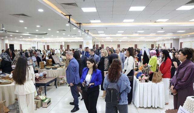 Mamak’ta Hayat Boyu Öğrenme Sergisi Açıldı