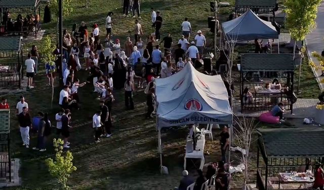 Sincanlı Gençler Sınav Stresini Festivalle Attı