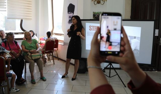 Keçiören'de Ergenlik Süreci Masaya Yatırıldı