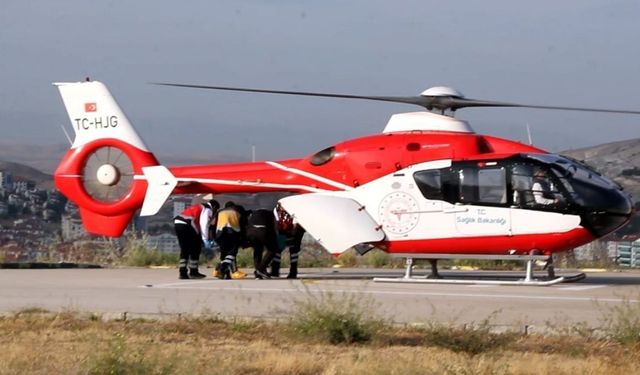 Nallıhan'dan Getirilen İki Hasta Hava Yoluyla Sevk Edildi