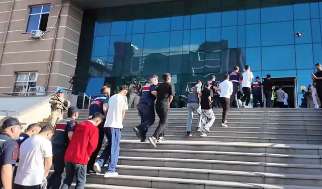 İçişleri Bakanlığı'ndan Organize Suç Operasyonu: 127 Şüpheli Yakalandı