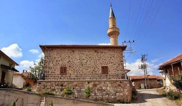 Çubuk Mahmutoğlan Köyü Camii