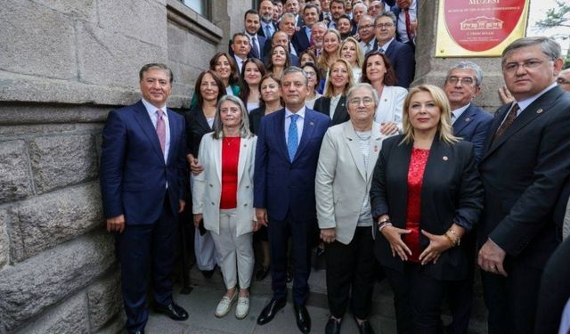 Yeni Parti Genel Başkanı Özgür Özel'den Mansur Yavaş Açıklaması