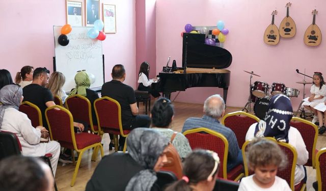 Pursaklar’da Genç Piyanistlerden Yıl Sonu Resitali