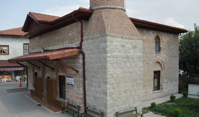 Ankara Şehsuvar Camii