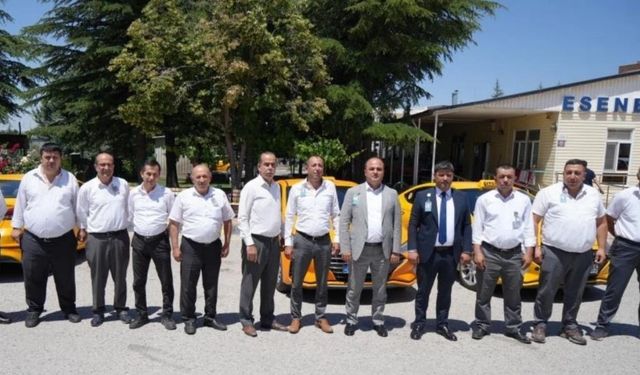 NATO Zirvesi Öncesinde Havalimanı Taksicilerine İngilizce Eğitimi Verildi