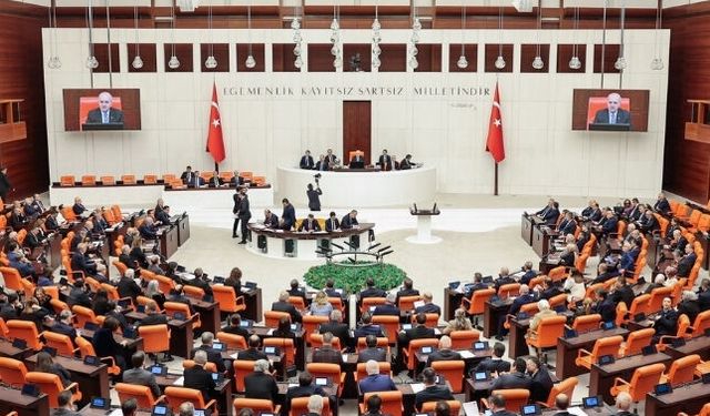 Meclis’te Dengeler Değişti: CHP Beşinci Sıraya Geriledi