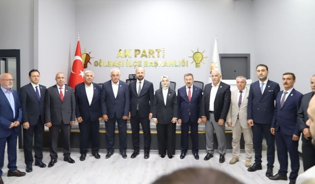 CHP’den İstifa Eden 6 Gölbaşı Belediye Meclis Üyesi AK Parti Saflarına Geçti